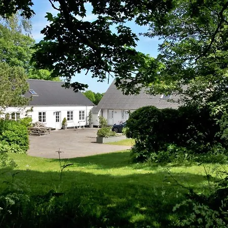 Bed & Breakfast Gaestehus Klintegaarden *