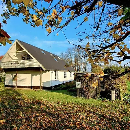 Gaestehus Klintegaarden Bed & Breakfast