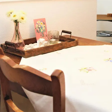 Gaestehus Klintegaarden Bed & Breakfast Tolstrup