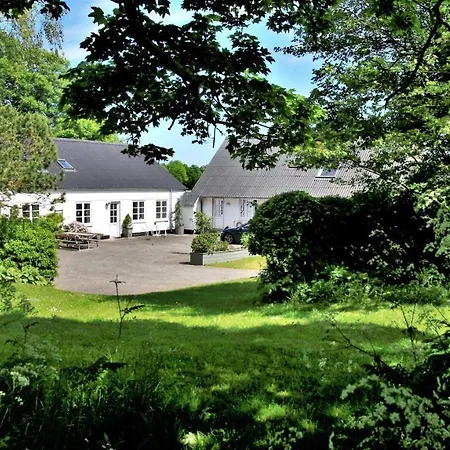 Bed & Breakfast Gaestehus Klintegaarden Tolstrup