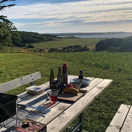 Bed & Breakfast Gaestehus Klintegaarden Tolstrup