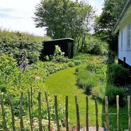 Gaestehus Klintegaarden * Tolstrup
