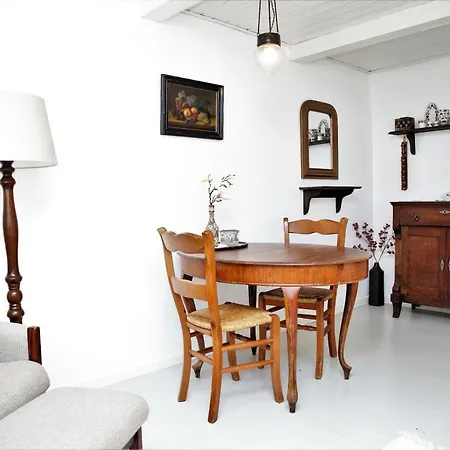 Gaestehus Klintegaarden Bed & Breakfast Tolstrup