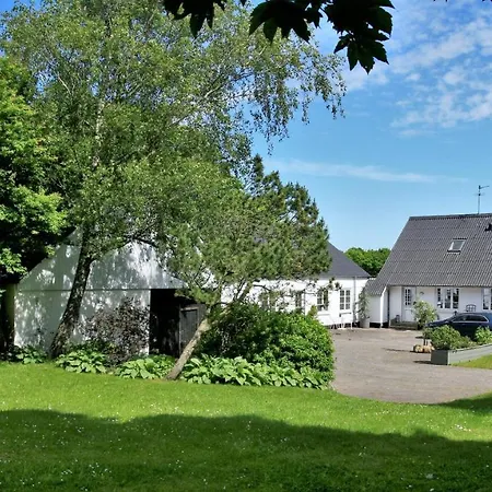 Gaestehus Klintegaarden Bed & Breakfast *