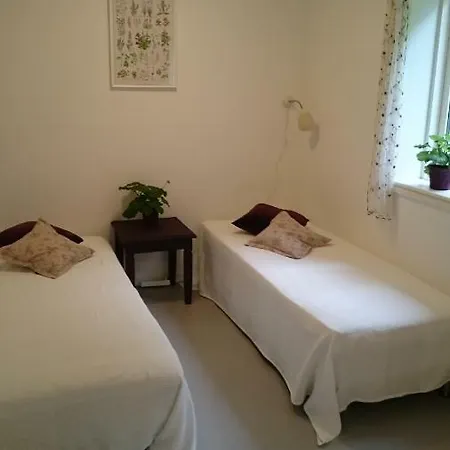 Gaestehus Klintegaarden לינה וארוחת בוקר