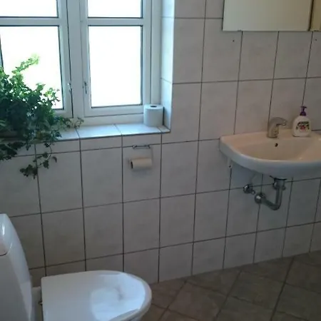 Gaestehus Klintegaarden * Tolstrup