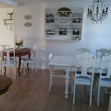 Gaestehus Klintegaarden Bed & Breakfast Tolstrup